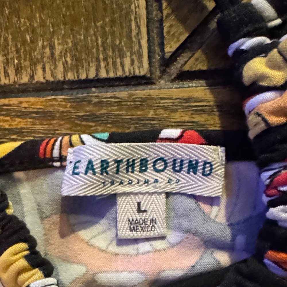 EARTHBOUND Multicolor Patterned Top - Picture 2 of 3